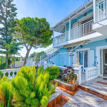 Stathis Beachfront Luxury Rooms Каламакі Екстер'єр фото